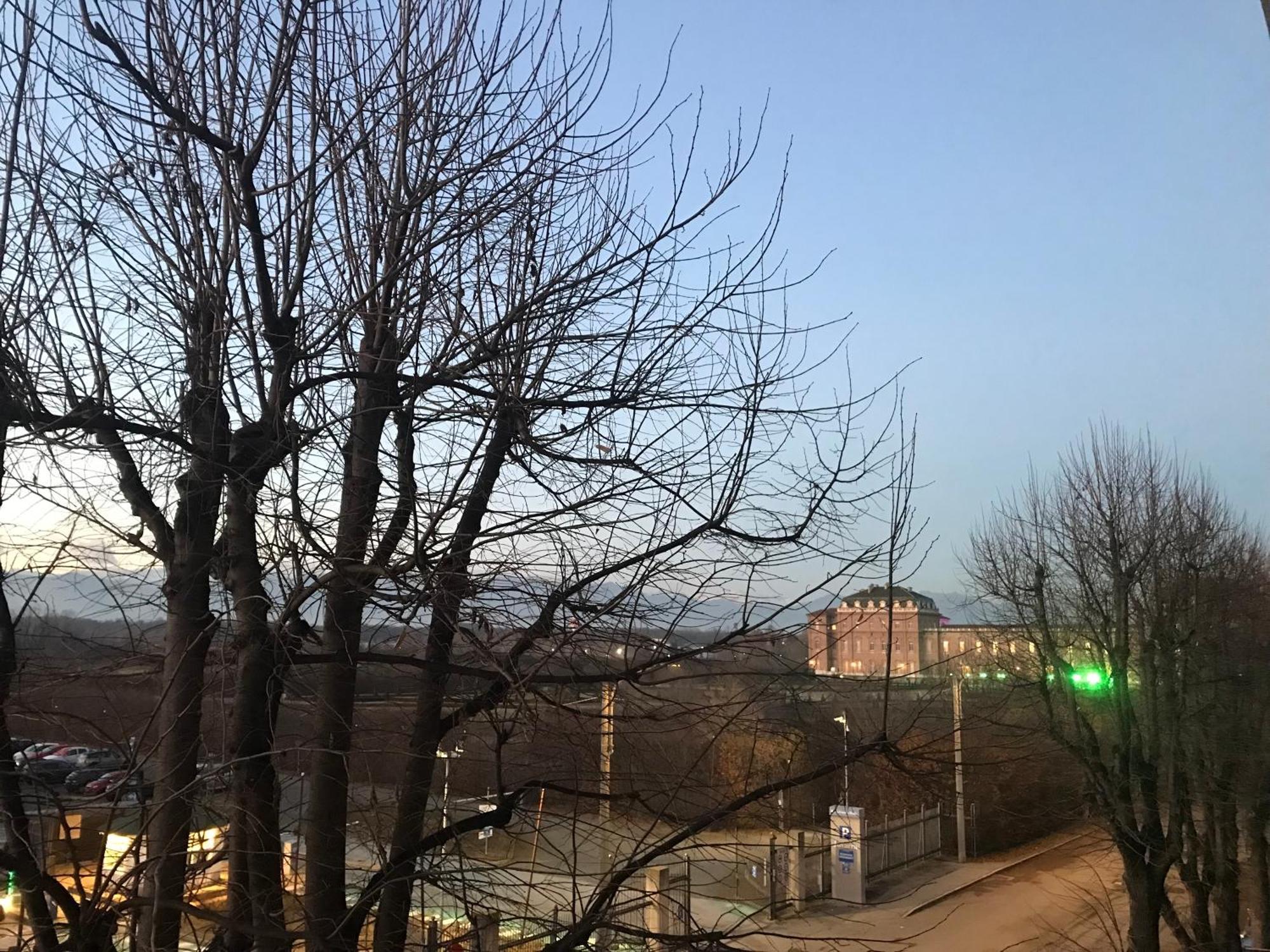 Il Borgo Antico: Vista Su Reggia Di Venaria Reale Apartment Екстериор снимка
